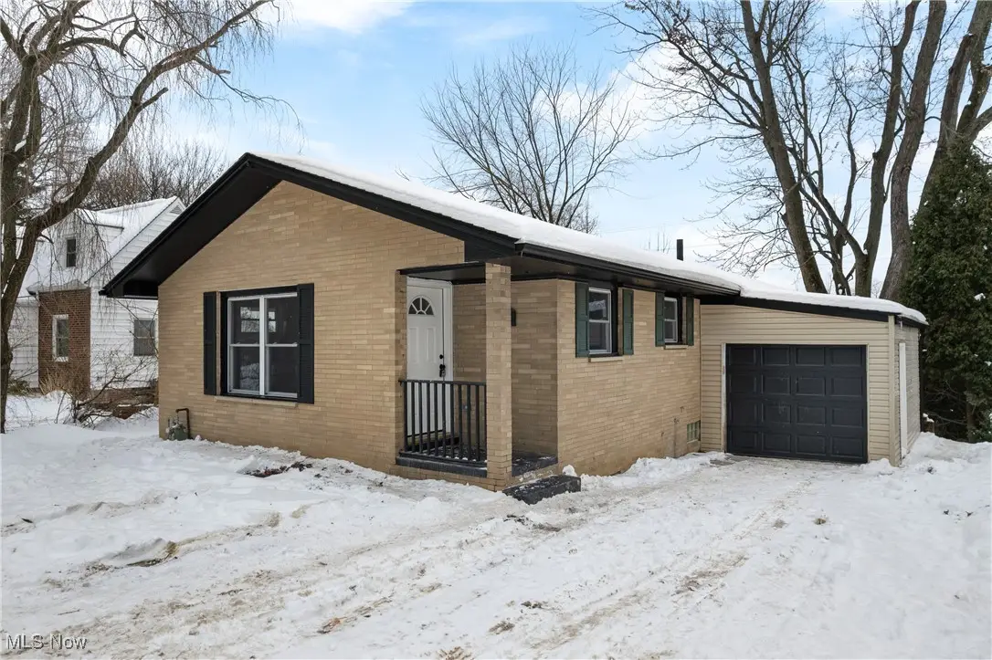 1930 48th Nw Street, Canton, OH 44709 - #1