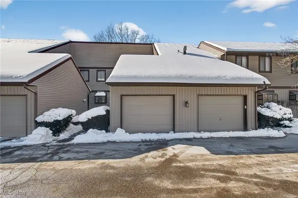 7821 Hills And Dales Nw Road #C, Massillon, OH 44646