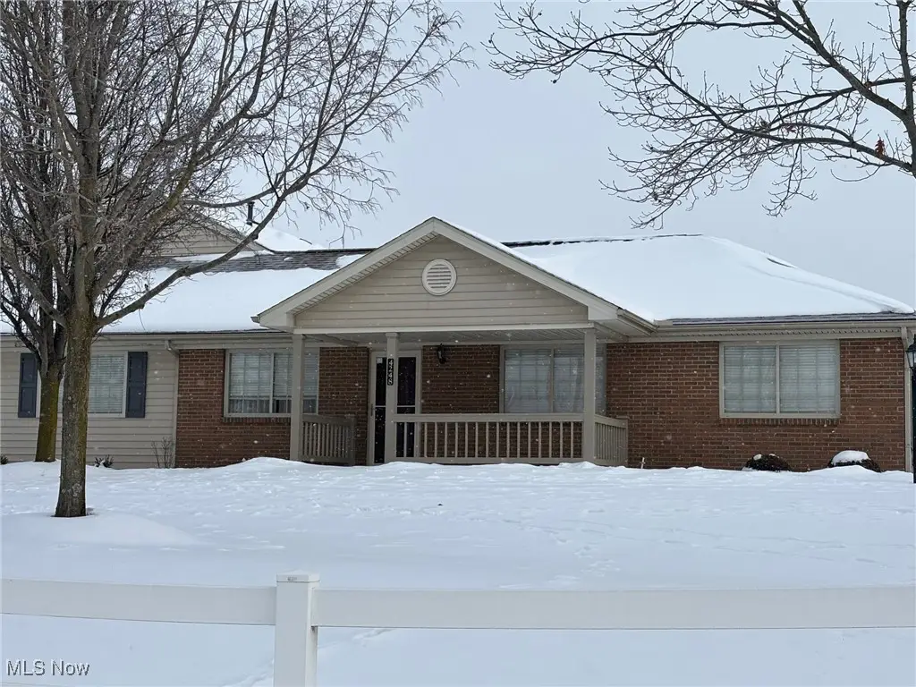 4248 E Strattford Circle, Zanesville, OH 43701 - #1