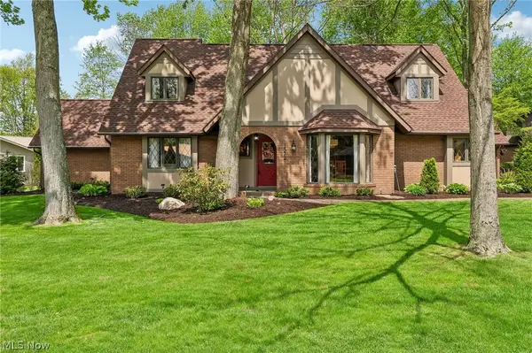 1572 Willoughby Drive, Wooster, OH 44691