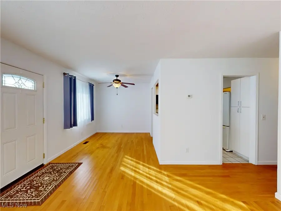 7561 Lake Road, Madison, OH 44057 - #3