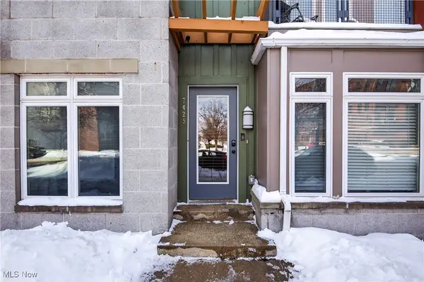 7429 Battery Park Boulevard, Cleveland, OH 44102