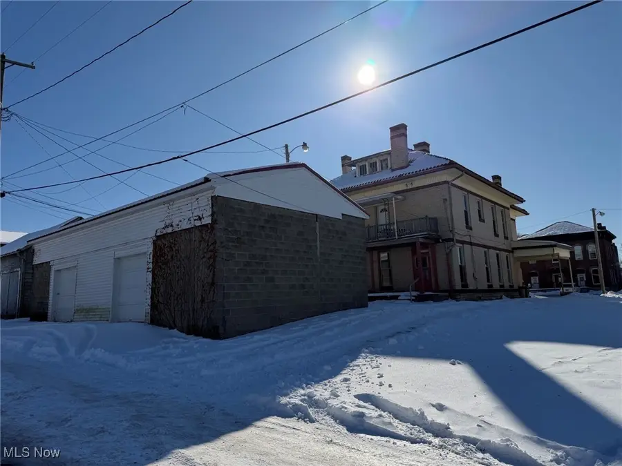 821 Market Street, Zanesville, OH 43701 - #3