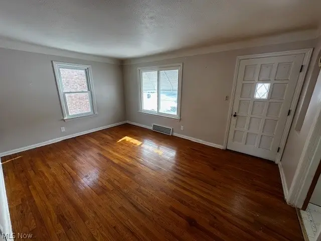 2910 Fortune Avenue, Parma, OH 44134 - #3