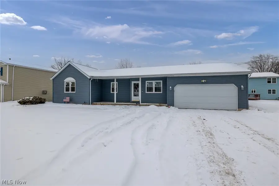 671 W Shore Boulevard, Sheffield Lake, OH 44054 - #2