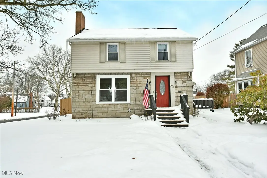 504 Lincoln Avenue, Niles, OH 44446 - #1