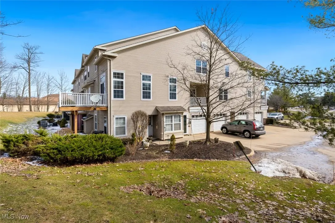 868 Tollis Parkway #A-L, Broadview Heights, OH 44147 - Image #1