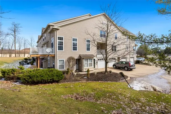 868 Tollis Parkway #A-L, Broadview Heights, OH 44147