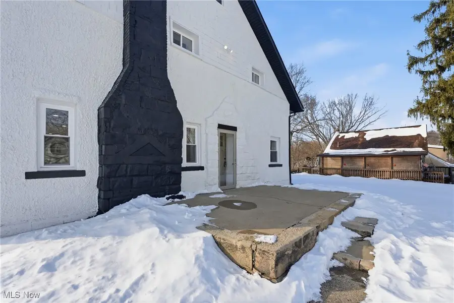 4689 Crystal Lake Nw Avenue, Canal Fulton, OH 44614 - Image #2