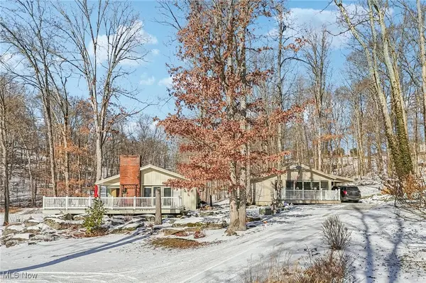 27720 Norris Road, Tippecanoe, OH 44699