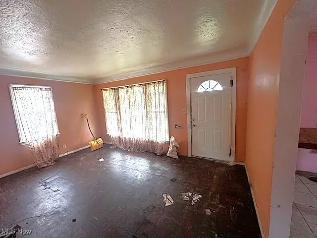 4761 E 173rd Street, Cleveland, OH 44128 - #2