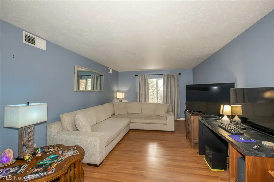 4187 Columbia Road #325, North Olmsted, OH 44070 - #2