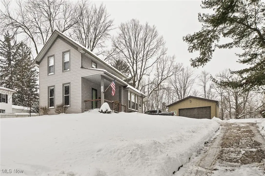 288 E Clinton Street, Doylestown, OH 44230 - #1