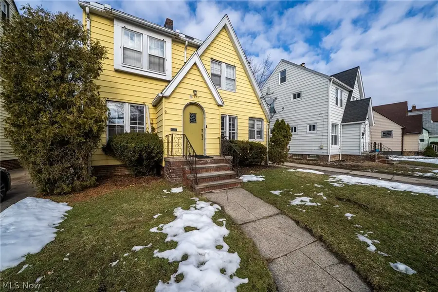 17909 Schenely Avenue, Cleveland, OH 44119 - #3