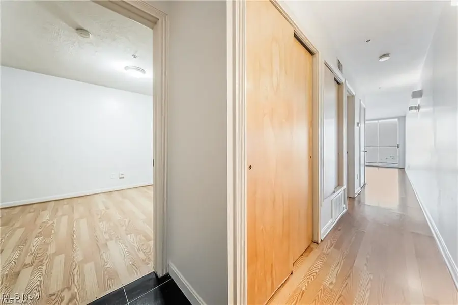 2222 Detroit Avenue #917, Cleveland, OH 44113 - #3