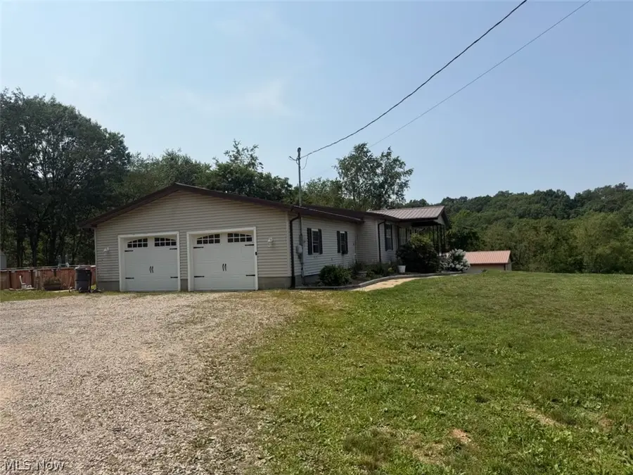 1105 Pacific Ne Road, Carrollton, OH 44615 - #3