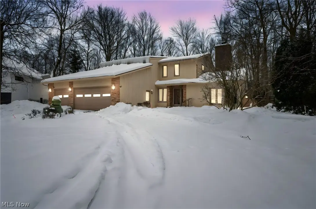 3889 Beechmont Oval, Orange, OH 44122 - #1