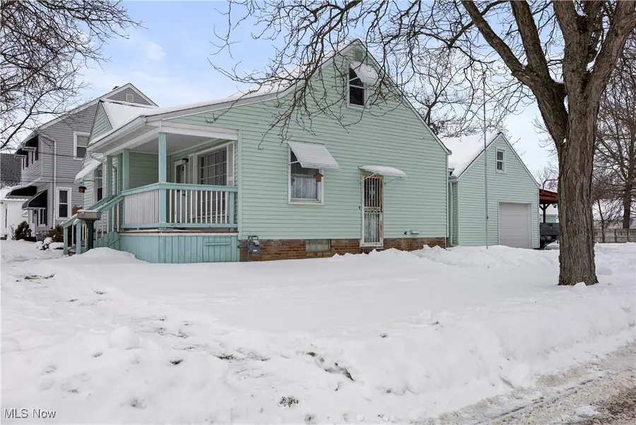 6883 Orchard Boulevard, Parma Heights, OH 44130 - #2