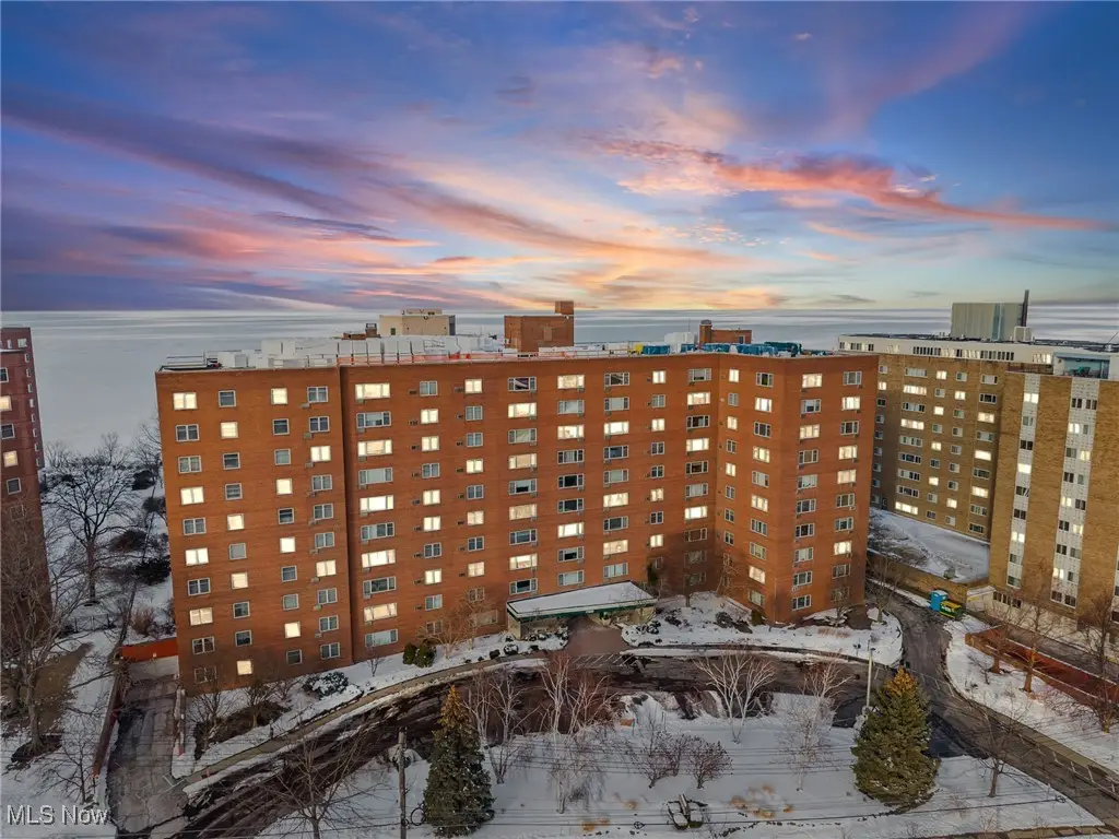 11820 Edgewater Drive #415, Lakewood, OH 44107 - #1