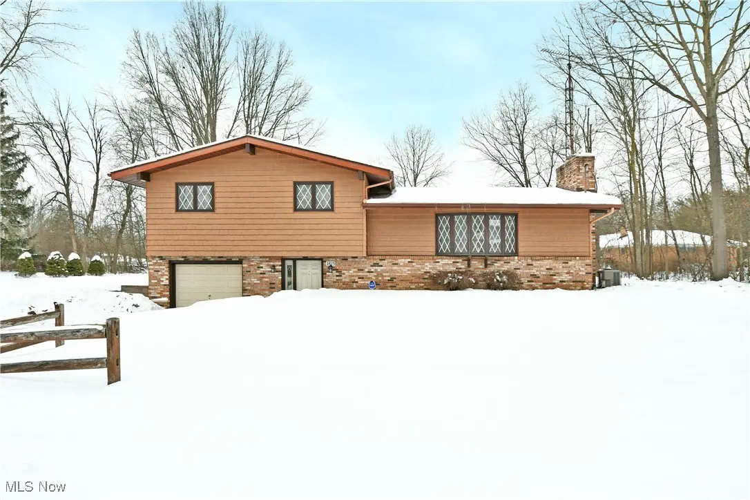 3825 Woodside Nw Drive, Warren, OH 44483 - #1