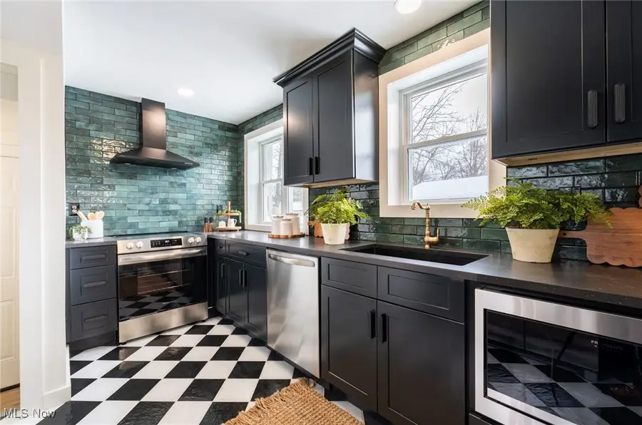 1728 Sunset, Warren, OH 44483 - #3