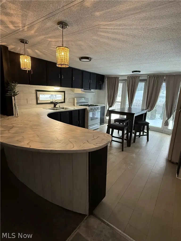 13675 Cleveland Nw Avenue, Uniontown, OH 44685 - #2