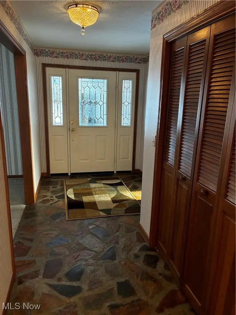 215 Pebble Dr, Marietta, OH 45750 - #2