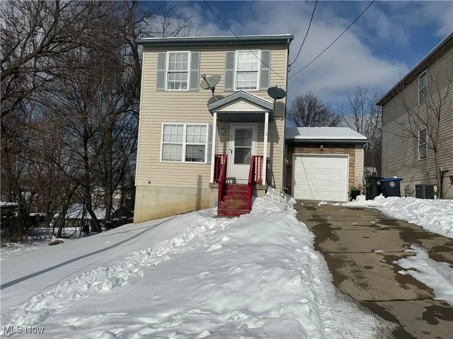 1113 Smithfarm Avenue, Akron, OH 44305 - Image #2