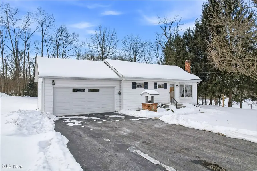 1287 W Pine Lake Road, Salem, OH 44460 - #2