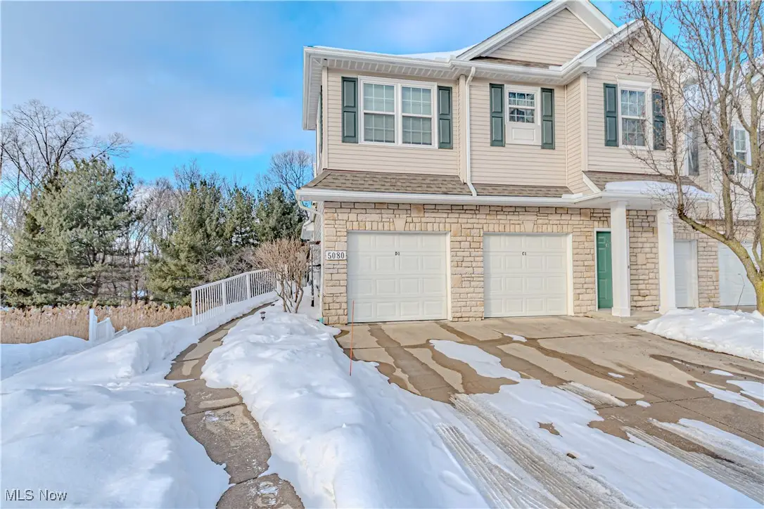 5080 Whispering Oaks Boulevard, Parma, OH 44134 - #1