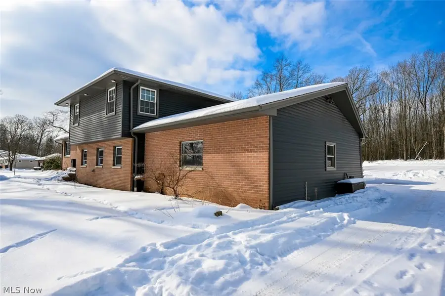5766 Weaver Road, New Franklin, OH 44319 - #3