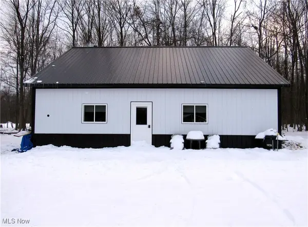 7561 Rockwood Road, Windsor, OH 44099