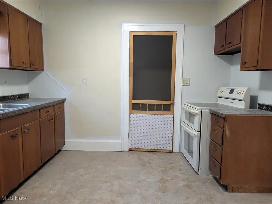 3970 Victory Boulevard, Cleveland, OH 44111 - Image #2