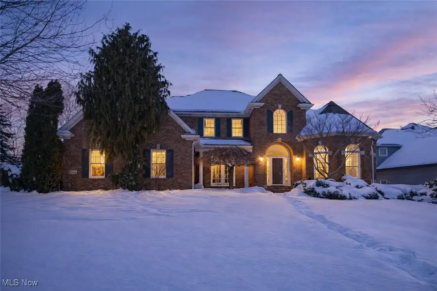 8366 Greenock Nw Drive, North Canton, OH 44720 - #3