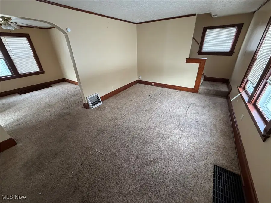 783 Leonard Street, Akron, OH 44307 - Image #2