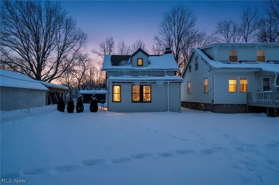 4717 Snow Road, Parma, OH 44134 - #2