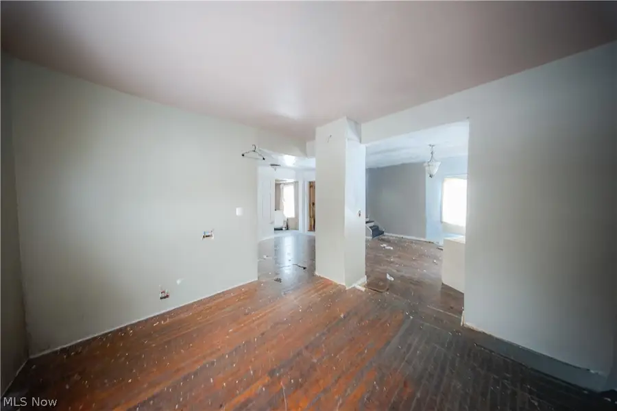 14609 Shaw Avenue, East Cleveland, OH 44112 - #3