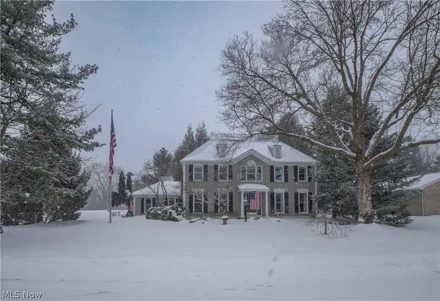 2466 Mohler Nw Drive, North Canton, OH 44720 - #2