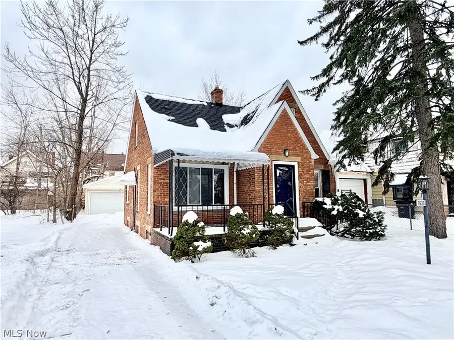 16301 Invermere Avenue, Cleveland, OH 44128 - #2