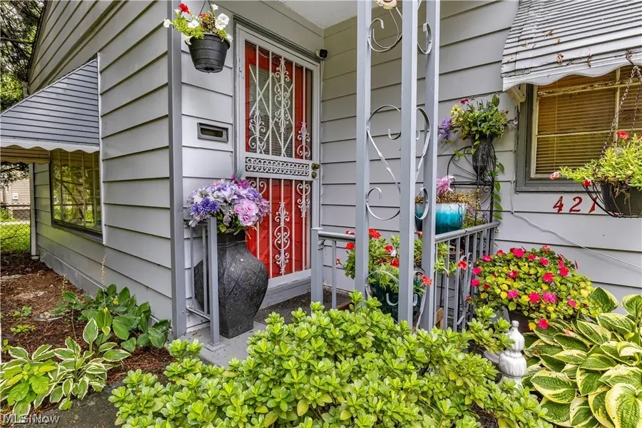 4216 E 162nd Street, Cleveland, OH 44128 - #2