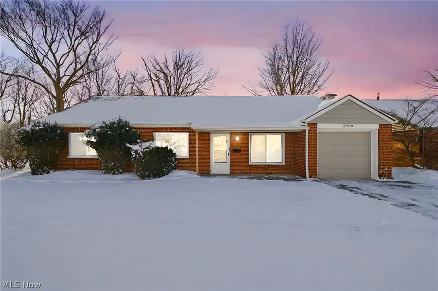 27430 Forestview Avenue, Euclid, OH 44132 - #2