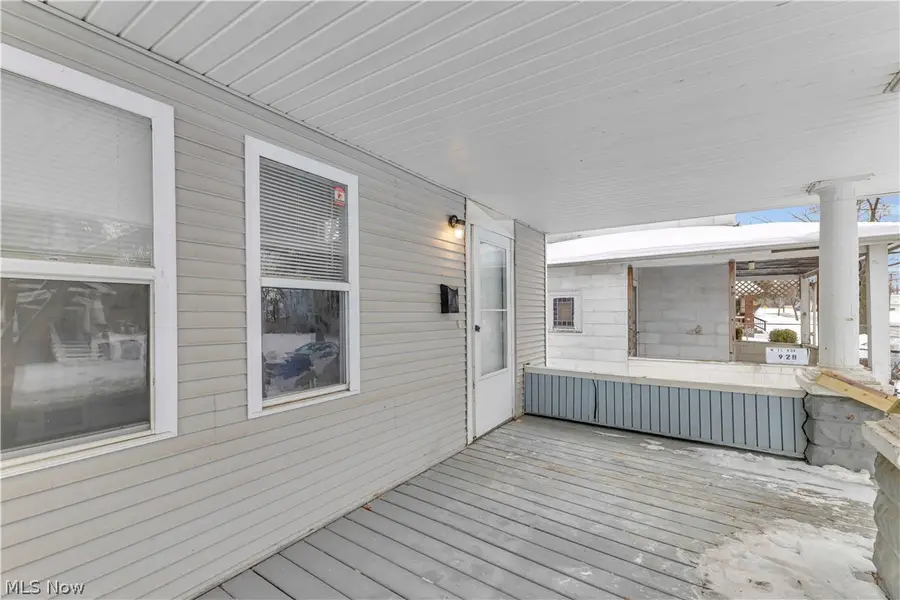 927 E 149th Street, Cleveland, OH 44110 - #3