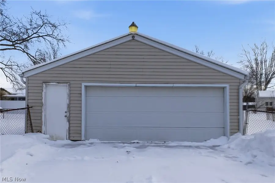 5365 Oakcrest Avenue, Austintown, OH 44515 - #2