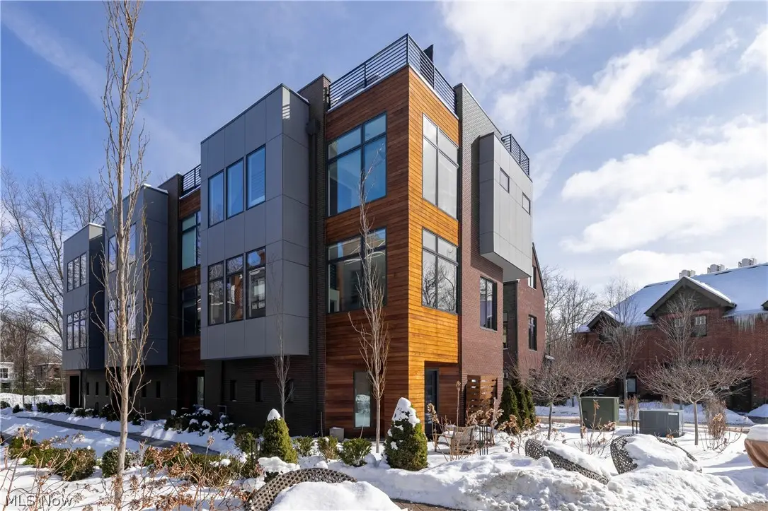 26 Meade Lane, Cleveland Heights, OH 44106 - #1