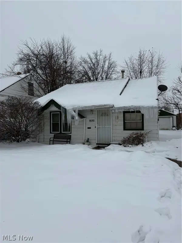 16202 Harvard Avenue, Cleveland, OH 44128