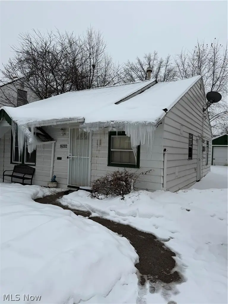 16202 Harvard Avenue, Cleveland, OH 44128 - Image #2