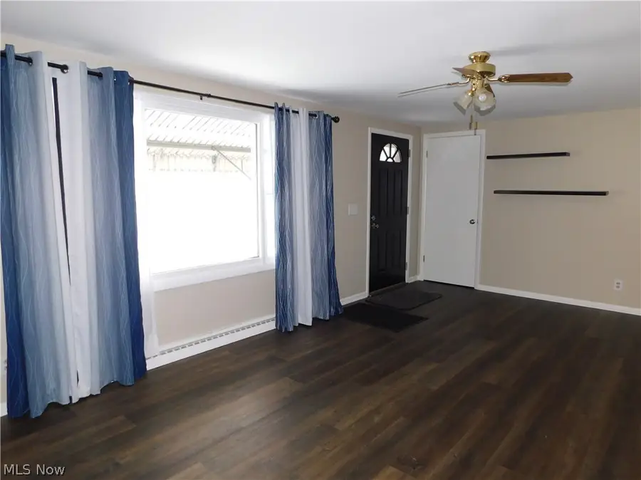 726 Warren Sw Street, Massillon, OH 44647 - #3