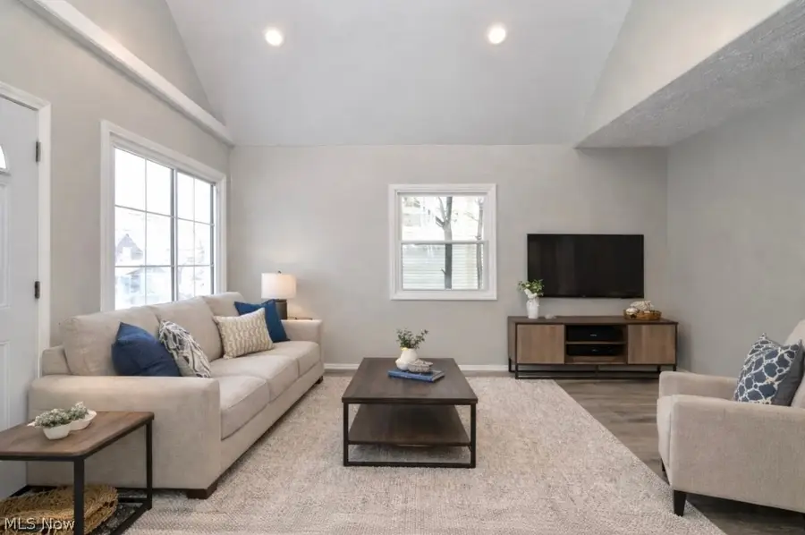 7505 Bancroft Avenue, Garfield Heights, OH 44105 - #3