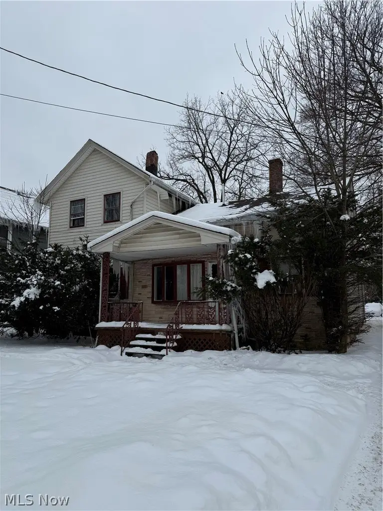 3829 Lake Avenue, Ashtabula, OH 44004 - #1