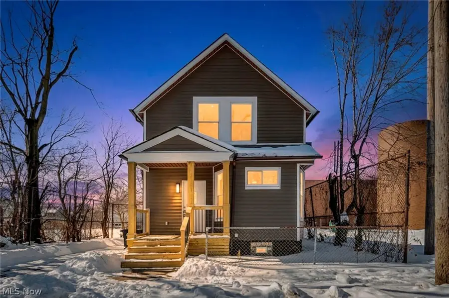 3064 W 16th Street, Cleveland, OH 44113 - #2